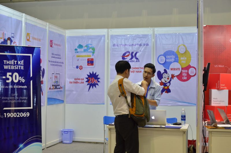 Gian hàng ESC tại triển lãm.