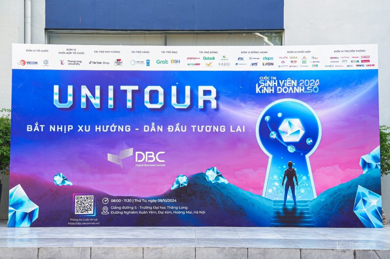 Unitour chuyển đổi số: ESC tham gia hỗ trợ sinh viên trường Đại học Thăng Long hội nhập kinh tế số.